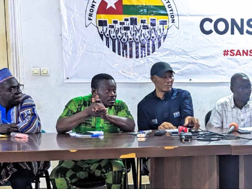 Touche Pas à Ma Constitution