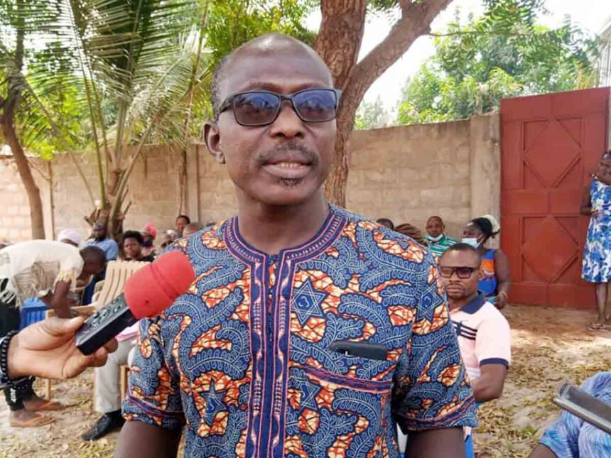 Rich results on Google's SERP when searching for 'Akato-Viépé'