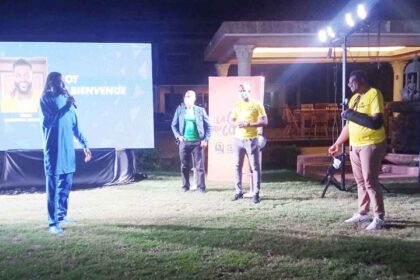 Rich results on Google's SERP when searching for 'Canal+ Togo'