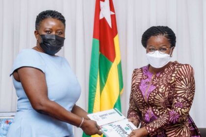 Rich results on Google's SERP when searching for 'Communes'