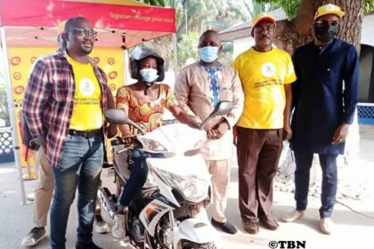 Rich results on Google's SERP when searching for 'Points de vente'