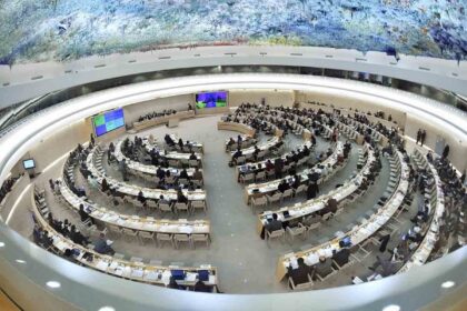 Rich results on Google's SERP when searching for 'Genève'