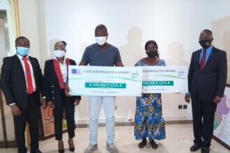 Rich results on Google's SERP when searching for 'Anasap'