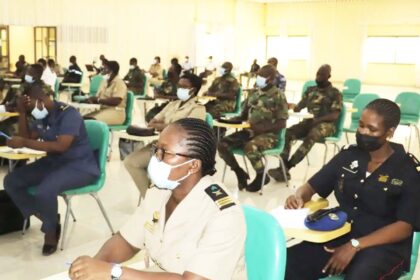 Rich results on Google's SERP when searching for 'armée'