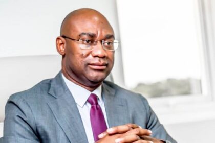 Rich results on Google's SERP when searching for 'tête-à-tête'