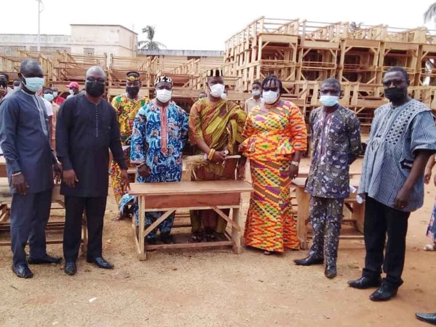 Rich results on Google's SERP when searching for 'Tables-bancs'