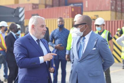 Rich results on Google's SERP when searching for 'Port de Lomé'