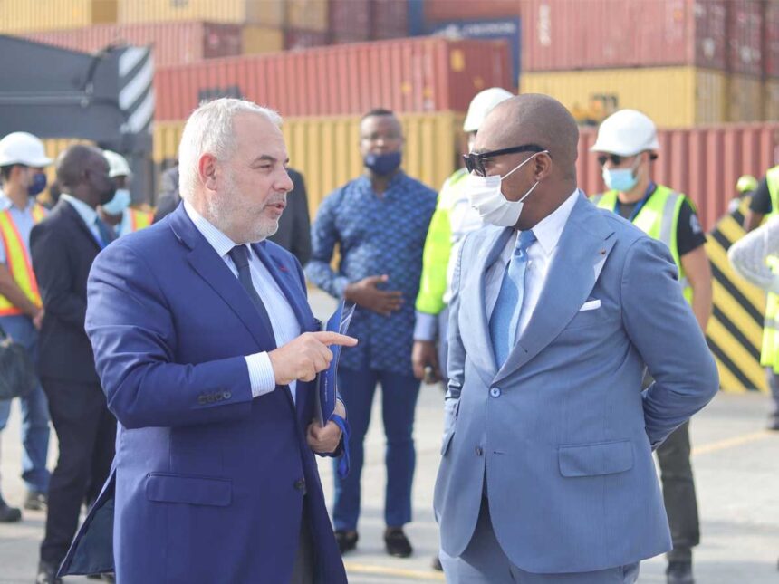 Rich results on Google's SERP when searching for 'Port de Lomé'