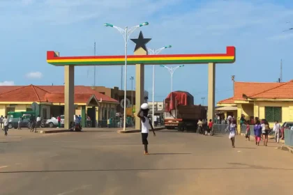 la frontière avec le Ghana