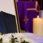 jeune prêtre catholique